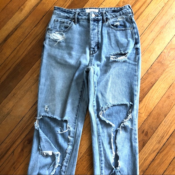 26 PacSun Light Mom Jeans size 26 Ripped Distressed Button Fly - Picture 5 of 8